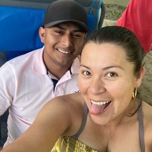 Meet your Posher, Carina